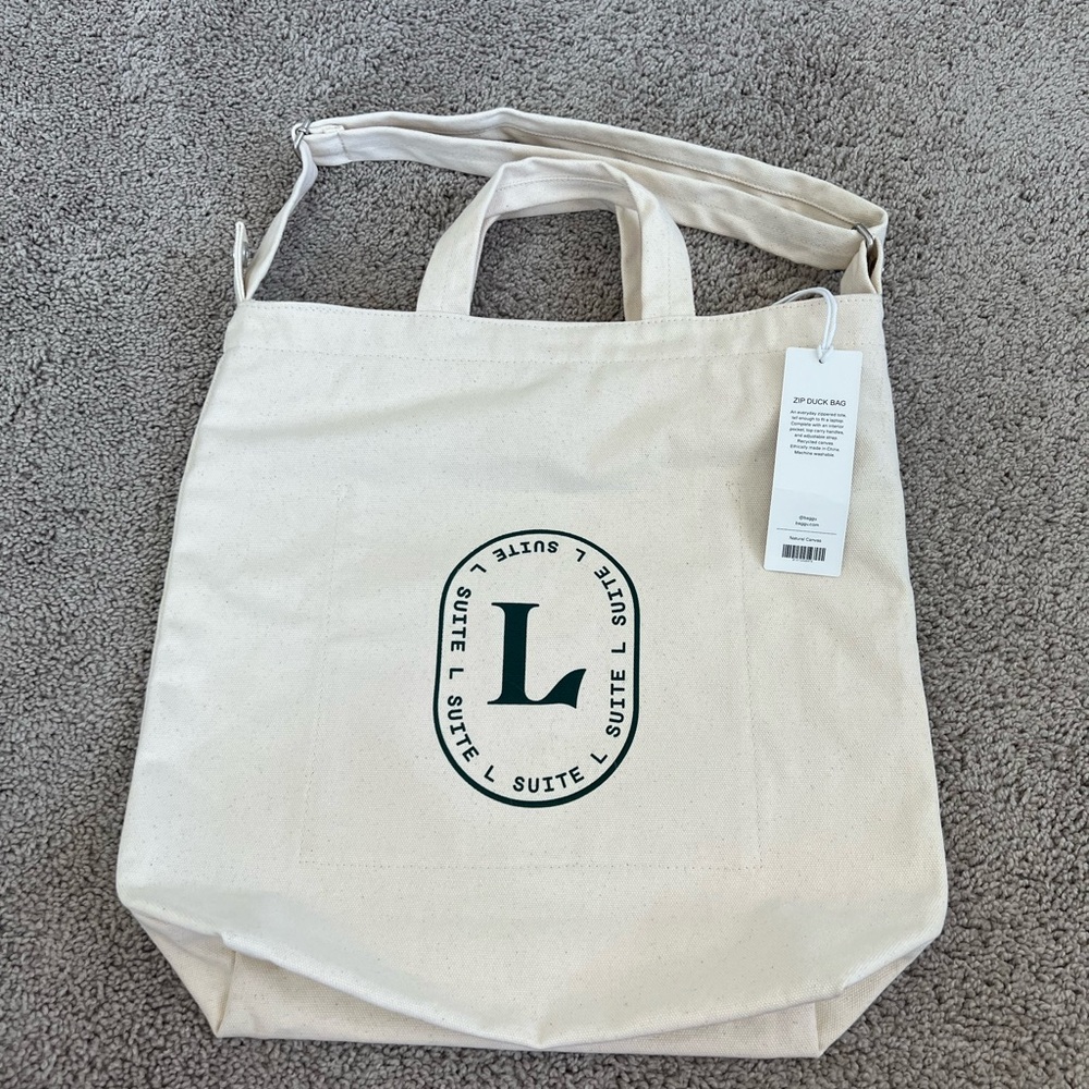 NWT Baggu Suite L Canvas Tote Bag zip duck bag